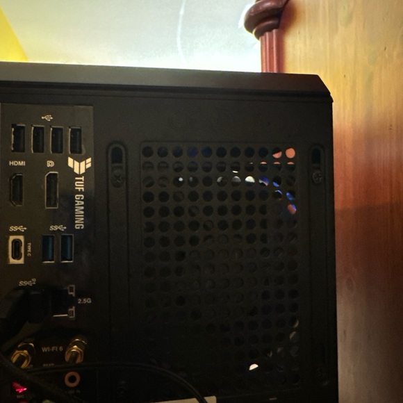 Intel Black Graphics Card for High-Performance Computing - Picture 4 of 7